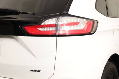 2022 Ford Edge SE