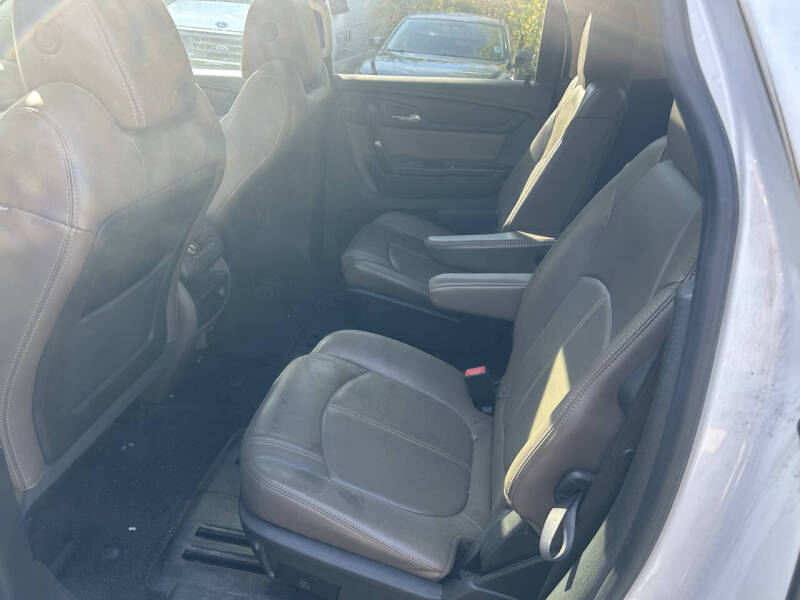 2016 GMC Acadia SLT-1