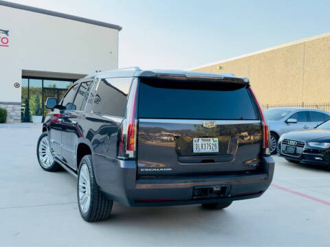 2016 Cadillac Escalade ESV Platinum