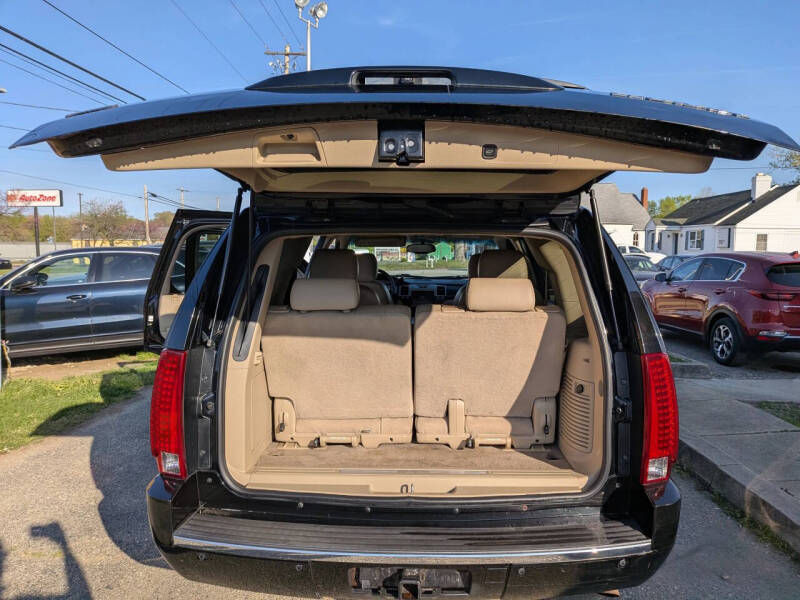 2011 Cadillac Escalade Premium