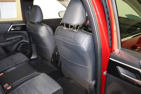 2025 Mitsubishi Outlander PHEV SE