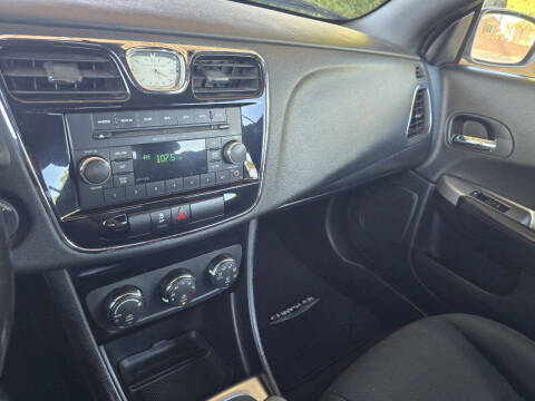 2012 Chrysler 200 Touring