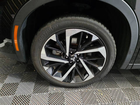 2022 Mitsubishi Outlander ES