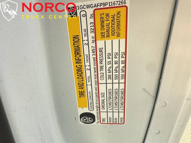 2023 Chevrolet Express 2500