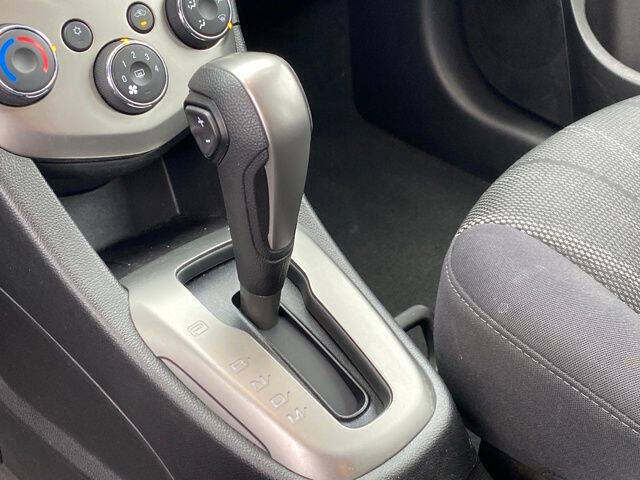 2015 Chevrolet Sonic LT Auto