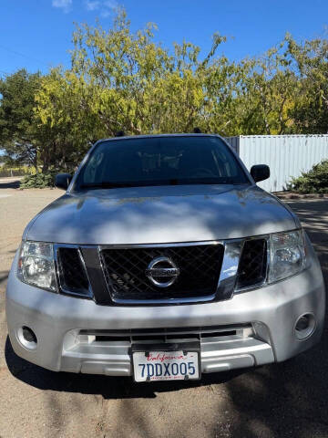 2012 Nissan Pathfinder S