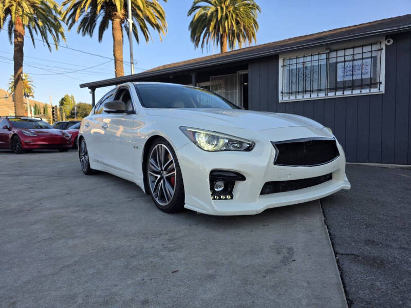 2017 Infiniti Q50 Red Sport 400