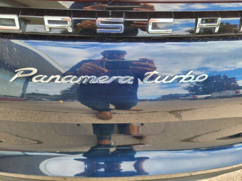 2017 Porsche Panamera Turbo