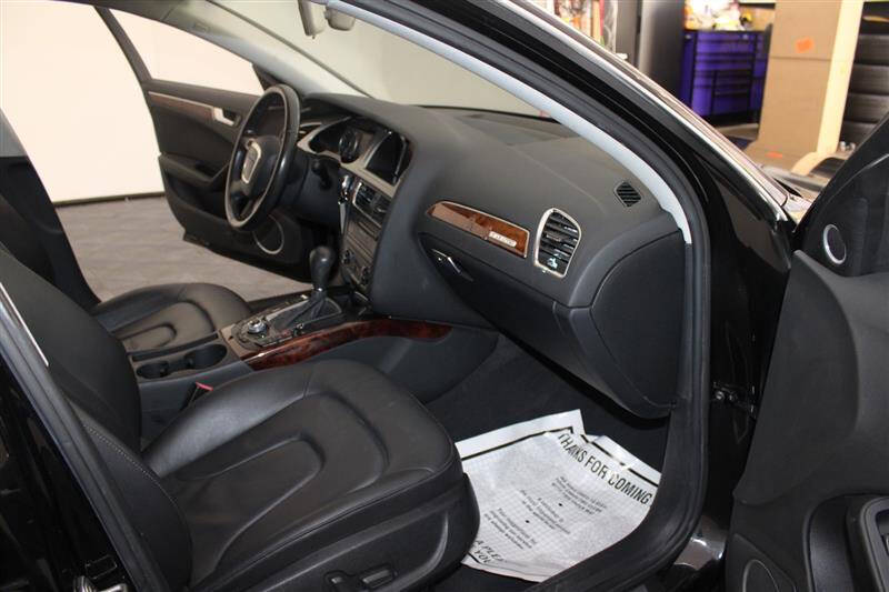 2010 Audi A4 2.0T quattro Premium Plus