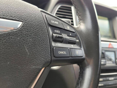 2015 Hyundai Genesis