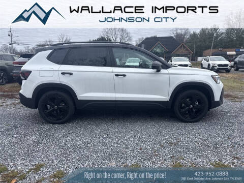 2026 Volkswagen Taos SE Black 4Motion