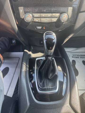 2018 Nissan Rogue S