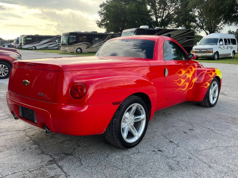 2004 Chevrolet SSR LS