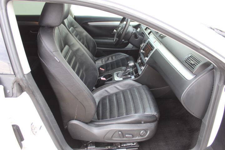 2010 Volkswagen CC Luxury