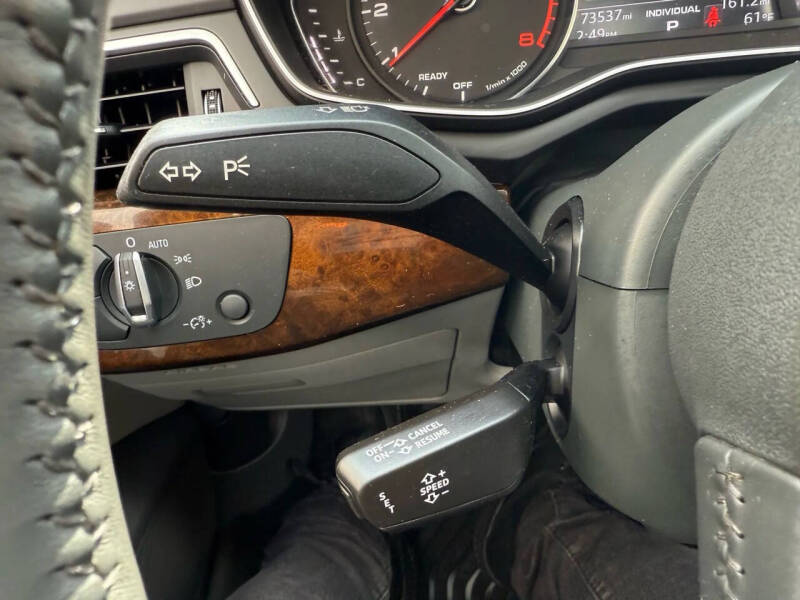 2019 Audi A4 quattro Premium 45 TFSI