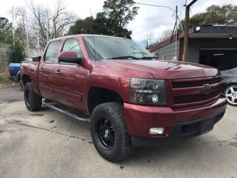 2008 Chevrolet Silverado 1500 for sale at Texas Luxury Auto in Houston TX
