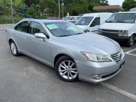 2010 Lexus ES 350 for sale at Vans Vans Vans INC in Blauvelt NY