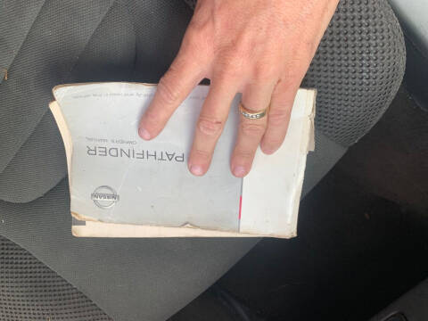 2009 Nissan Pathfinder LE