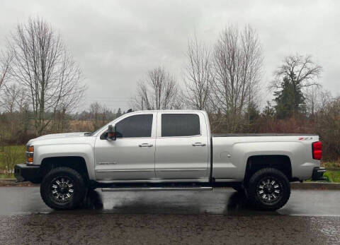 2017 Chevrolet Silverado 3500HD for sale at CLEAR CHOICE AUTOMOTIVE in Milwaukie OR