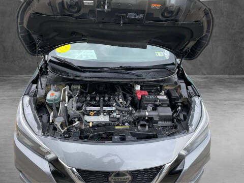 2020 Nissan Versa SR