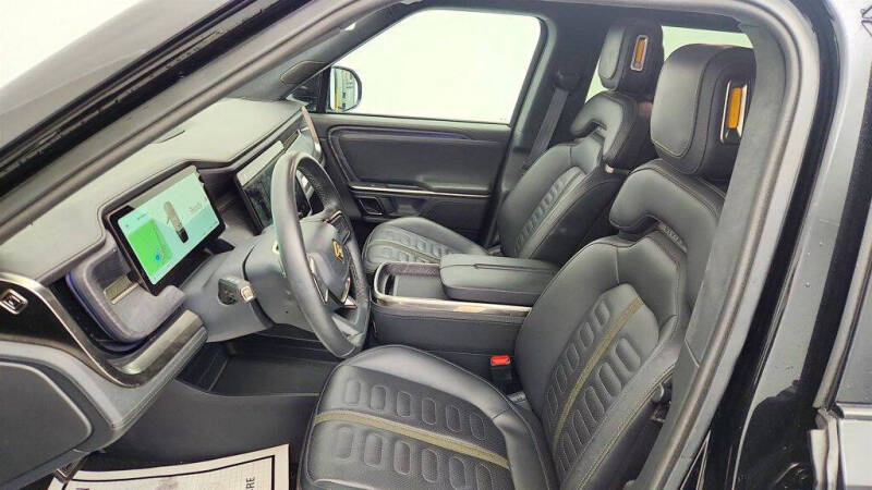 2023 Rivian R1S Launch Edition