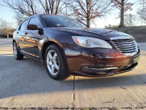 2013 Chrysler 200 for sale at Crispin Auto Sales in Urbana IL