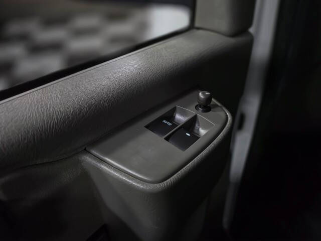 2021 Chevrolet Express 2500