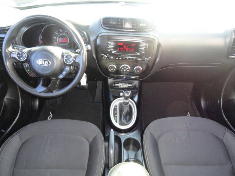 2016 Kia Soul Base photo 6