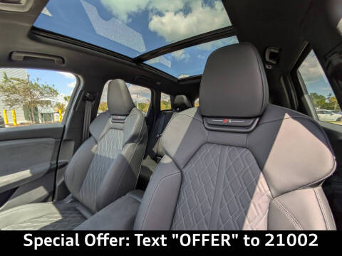 2025 Audi SQ6 e-tron quattro Premium Plus