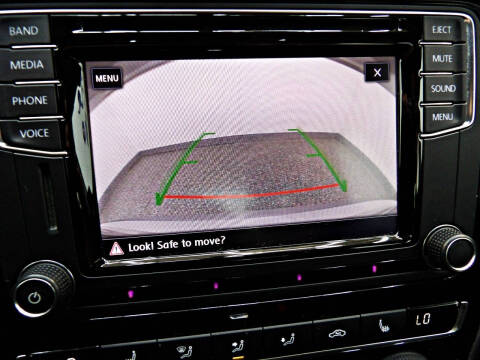 2017 Volkswagen Passat 1.8T SE