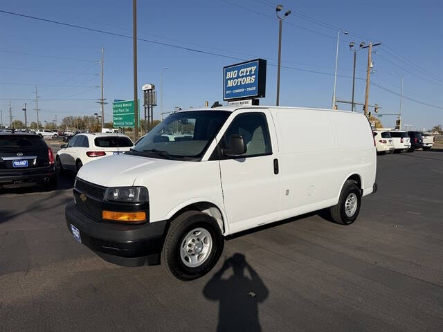 2021 Chevrolet Express Cargo Work Van's photo