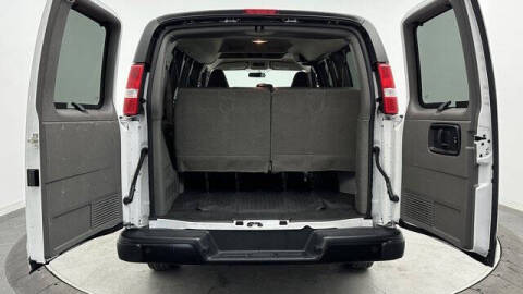 2023 Chevrolet Express LS 3500