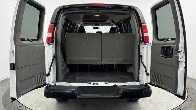 2023 Chevrolet Express LS 3500