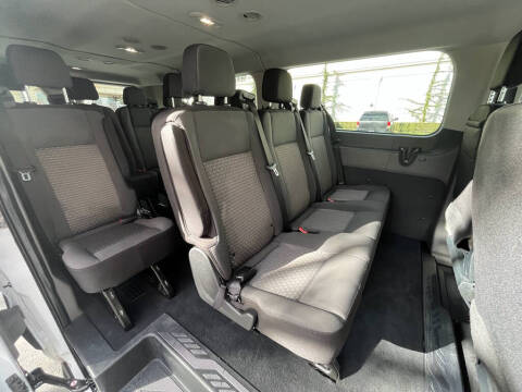 2023 Ford Transit 350 XLT