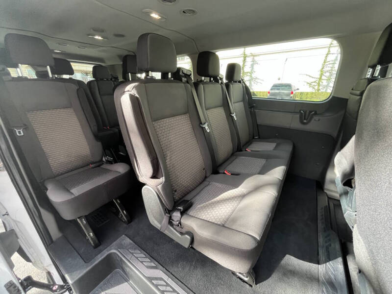 2023 Ford Transit 350 XLT