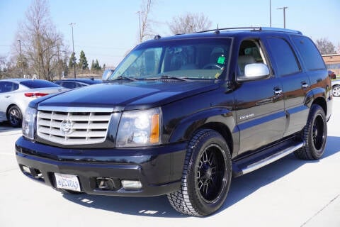 2004 Cadillac Escalade