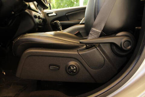 2020 Dodge Journey Crossroad