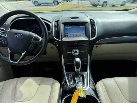 2017 Ford Edge Titanium
