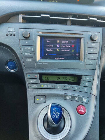 2013 Toyota Prius Plug-in Hybrid