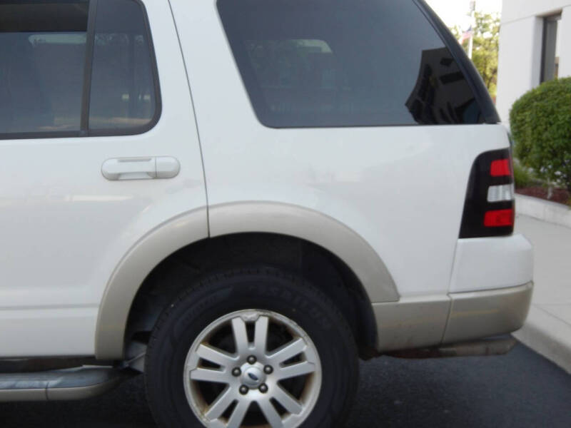 2009 Ford Explorer Eddie Bauer