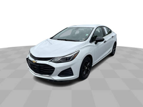 2019 Chevrolet Cruze for sale at Strosnider Chevrolet in Hopewell VA