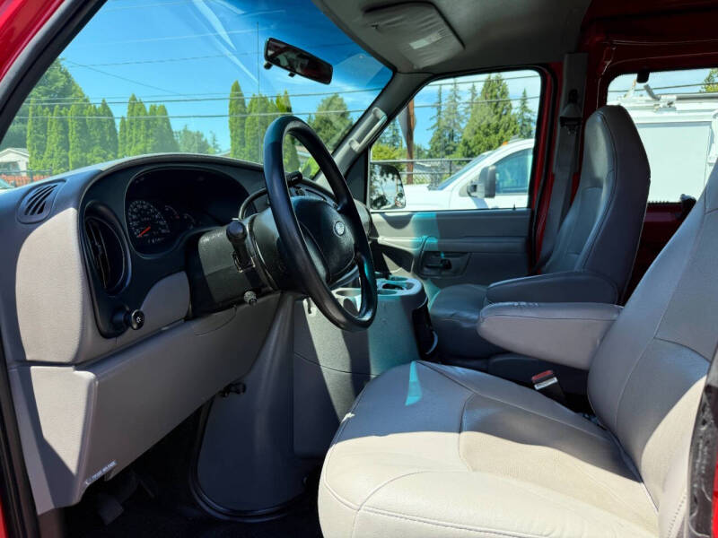 2002 Ford E-Series E-350 SD