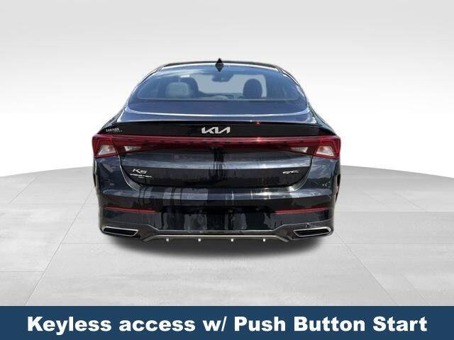2022 Kia K5