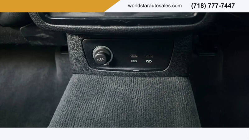 2022 Audi Q3 quattro Premium Plus 40 TFSI