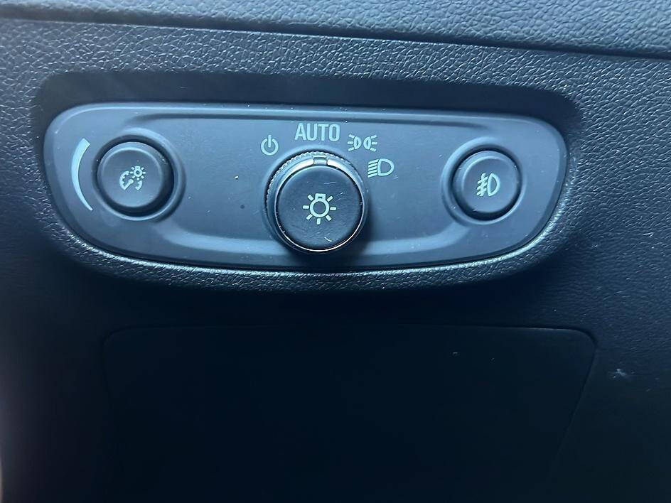 BuickEncore GX26