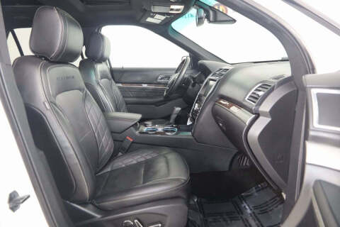 2016 Ford Explorer Platinum