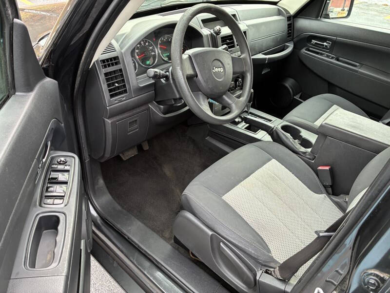 2010 Jeep Liberty Sport