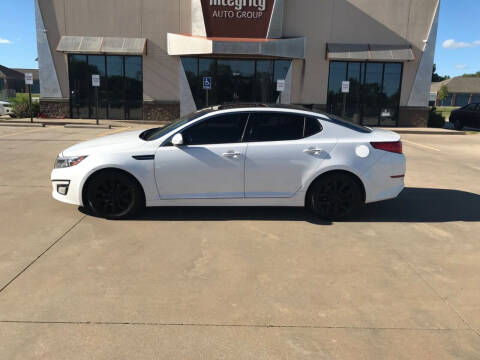 2015 Kia Optima for sale at Integrity Auto Group in Wichita KS