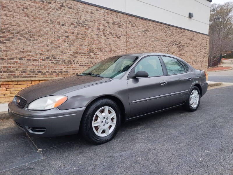 2005 Ford Taurus SE