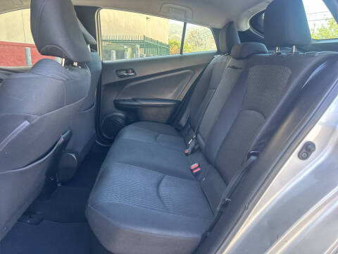 2018 Toyota Prius Two